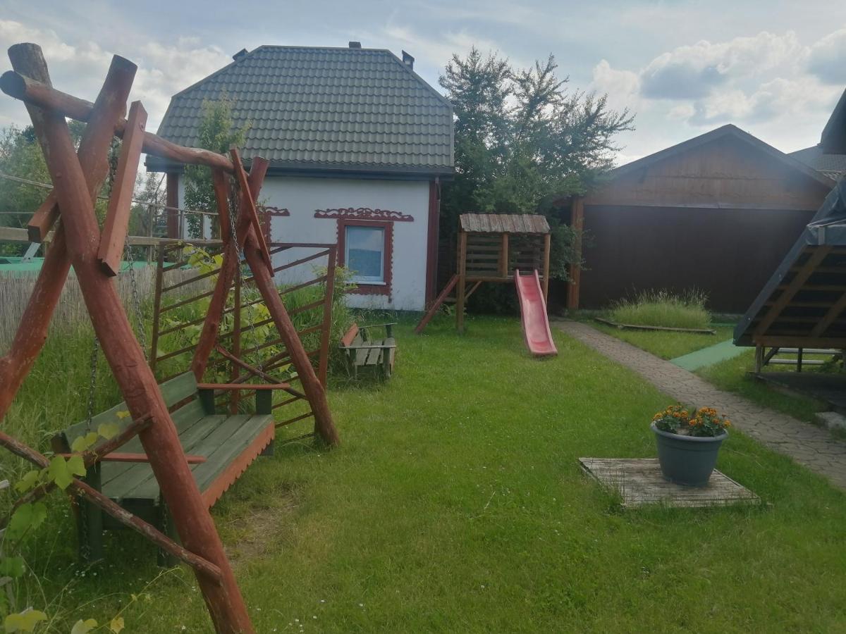 BiałowieżaOstojaアパートメント エクステリア 写真